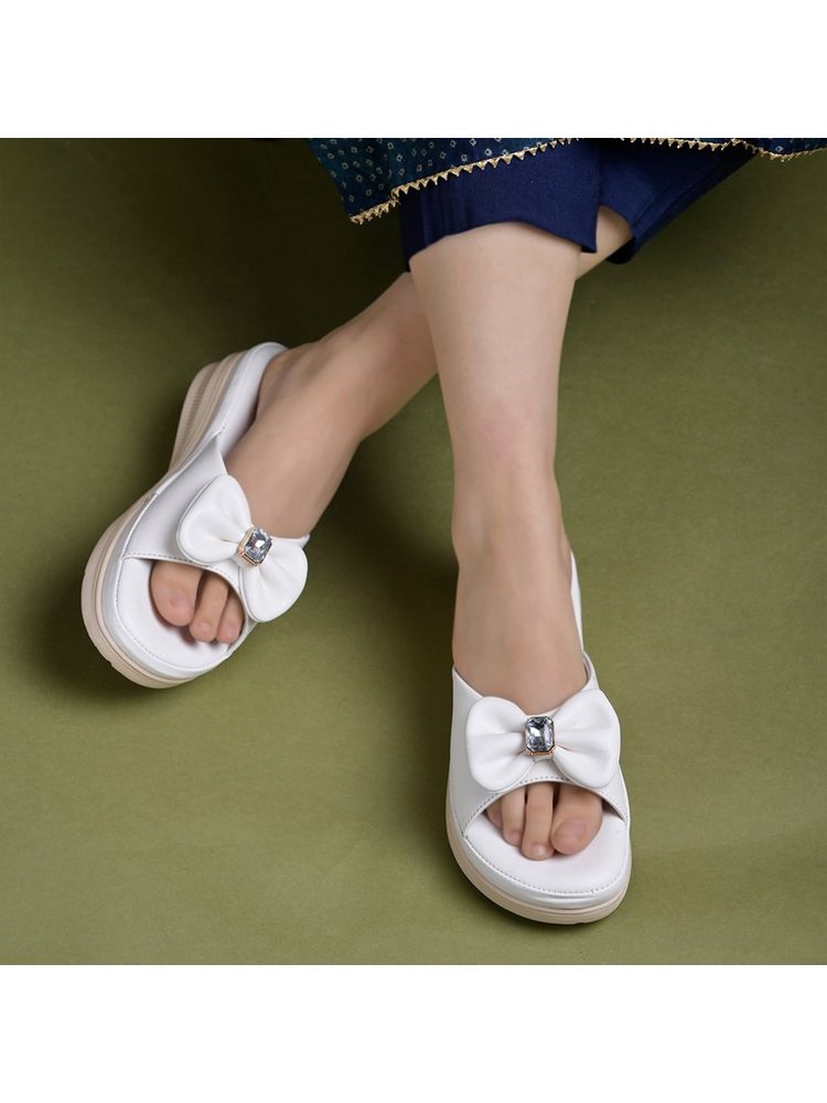 Shoetopia Women White Comfortable Sandals-picture-17
