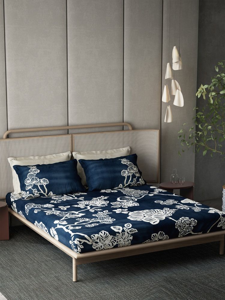 Ddecor Live Beautiful Cotton Geometric Okinawa 180TC King Bedsheet With Pillow Covers - Blue