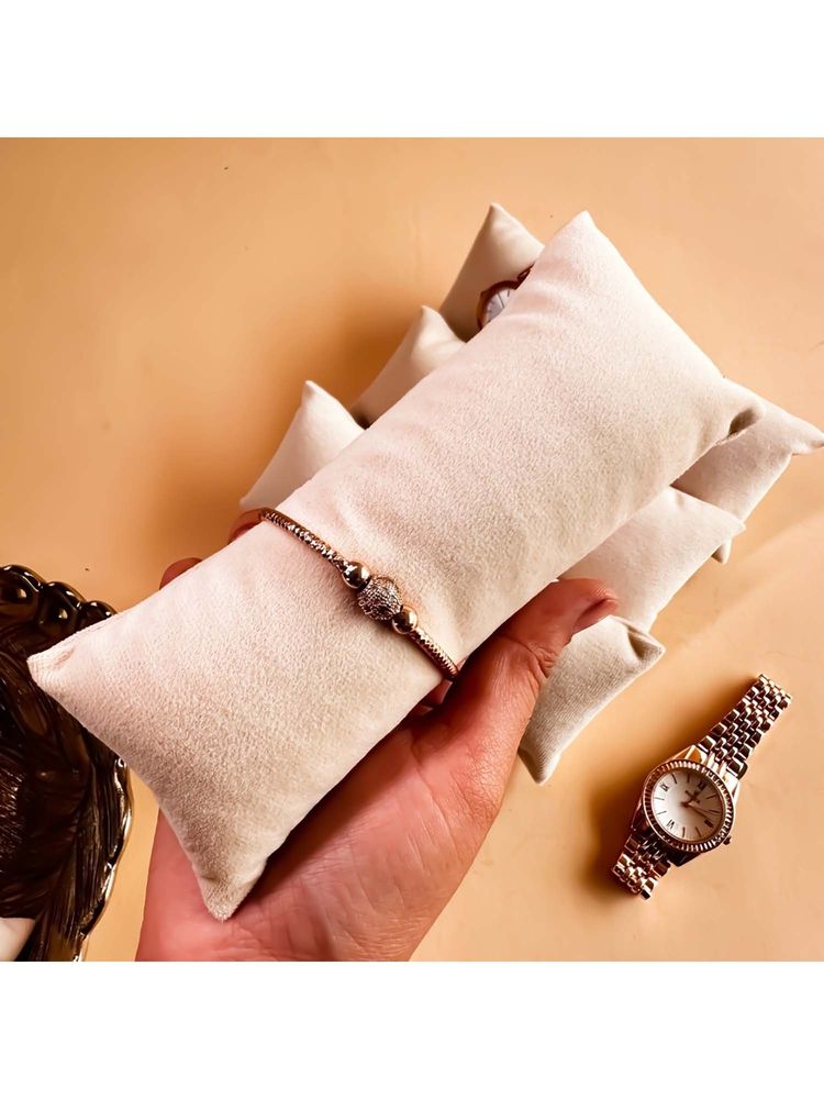La Trove Premium Velvet Pillow for Bracelets Organizer (7 Inch Pillow) Cream-picture-19
