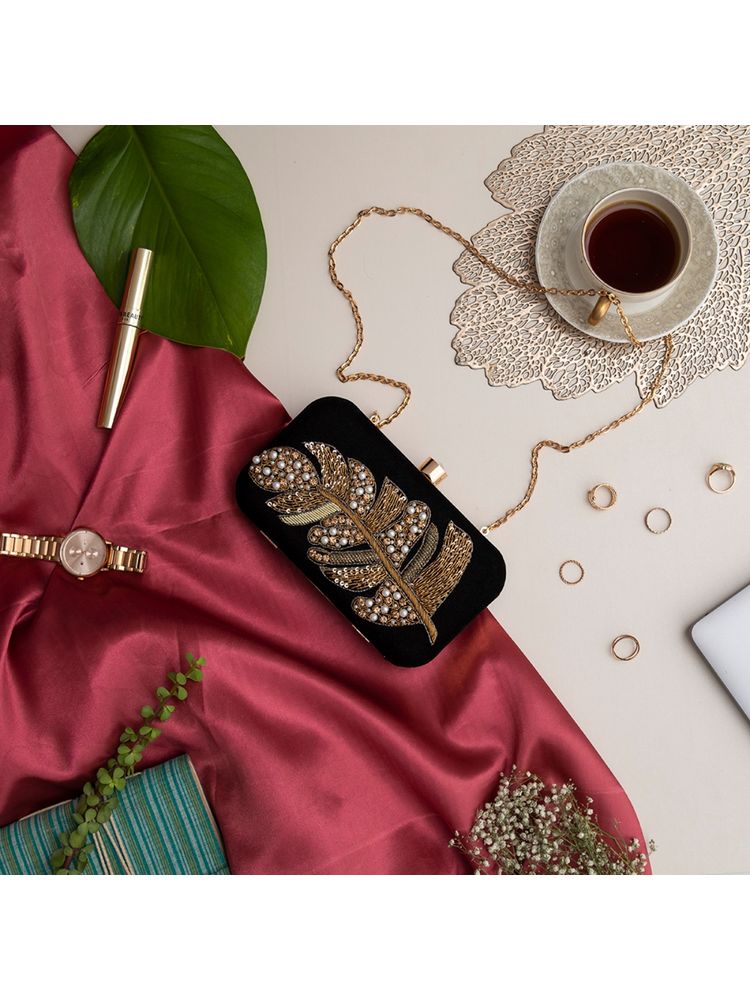 THE TAN CLAN Afrah Hand Embroidered Leaf Clutch