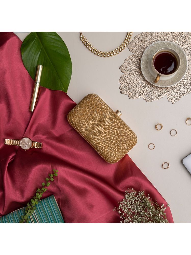 THE TAN CLAN Glitz Hand Embroidered Party Clutch-image-40