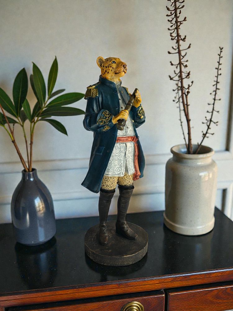 Sun Mun Decors Royal Leopard Figurine-picture-16