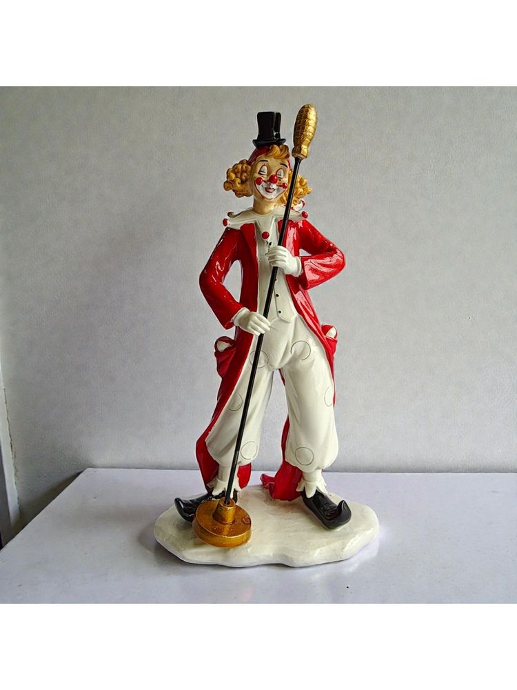 Sun Mun Decors Clown with Mic Figurine-picture-13