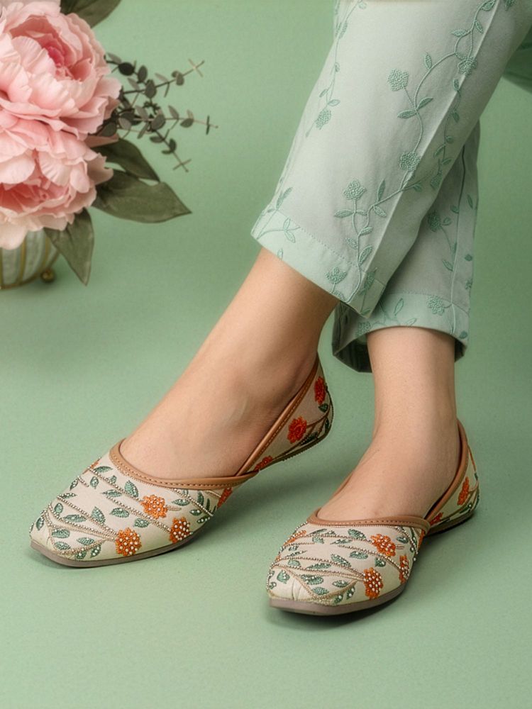 Iconics Women Floral Embroidered Ethnic Juttis-picture-44