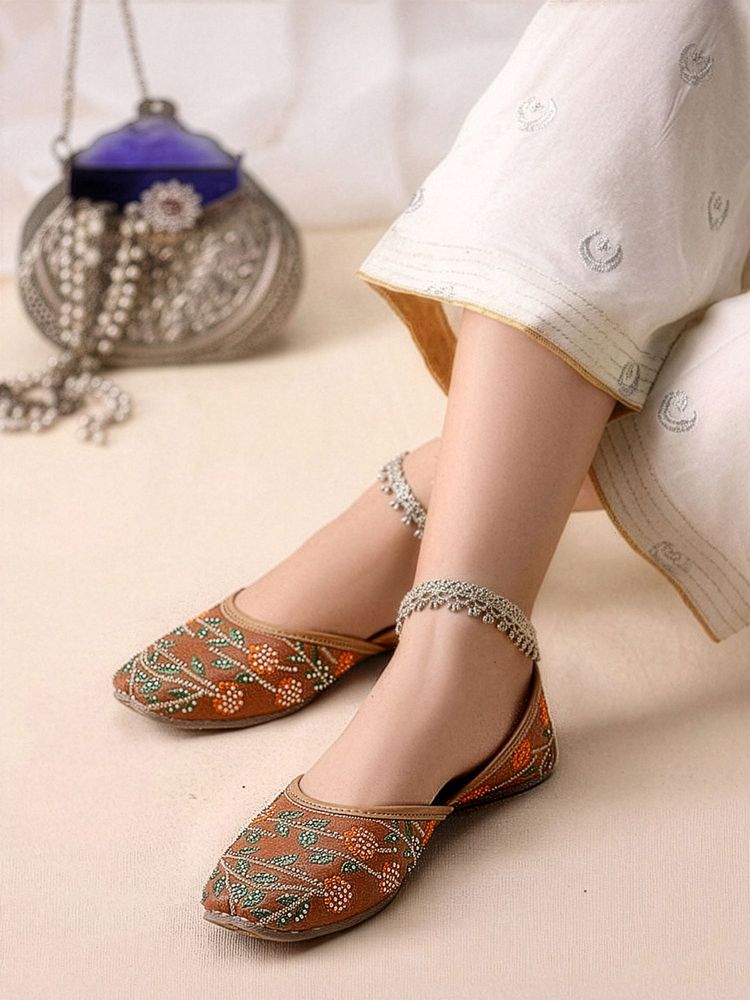 Iconics Women Floral Embroidered Ethnic Juttis-picture-20
