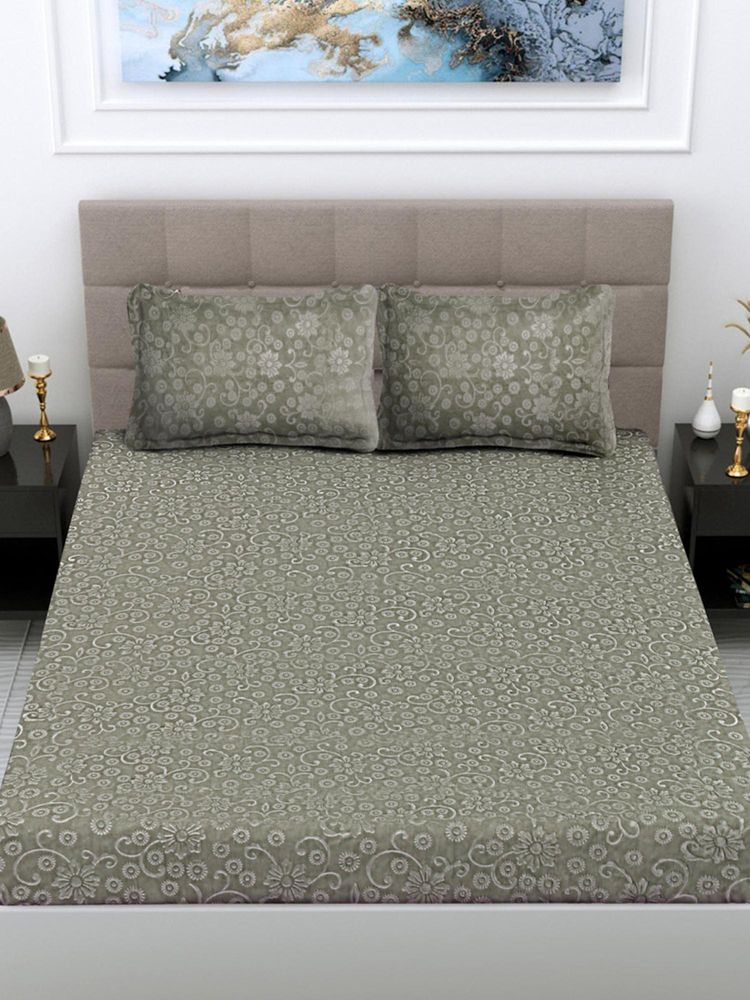 FABINALIV Mouse Floral Woollen Embossed King Size Fitted Double Bedsheet With 2 Pillow Covers-image-12