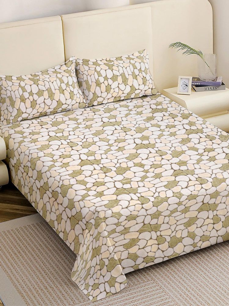 FABINALIV Green Abstract Woollen King Size Fitted Double Bedsheet With 2 Pillow Covers-image-46