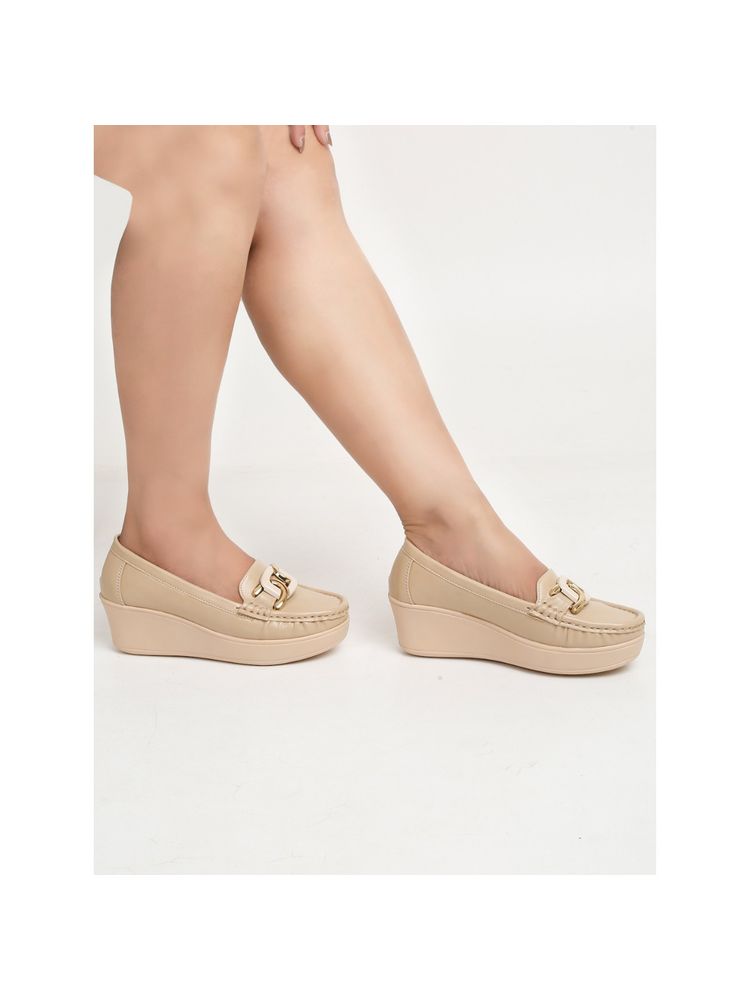 Flat n Heels Women Beige Wedge Loafers-picture-20