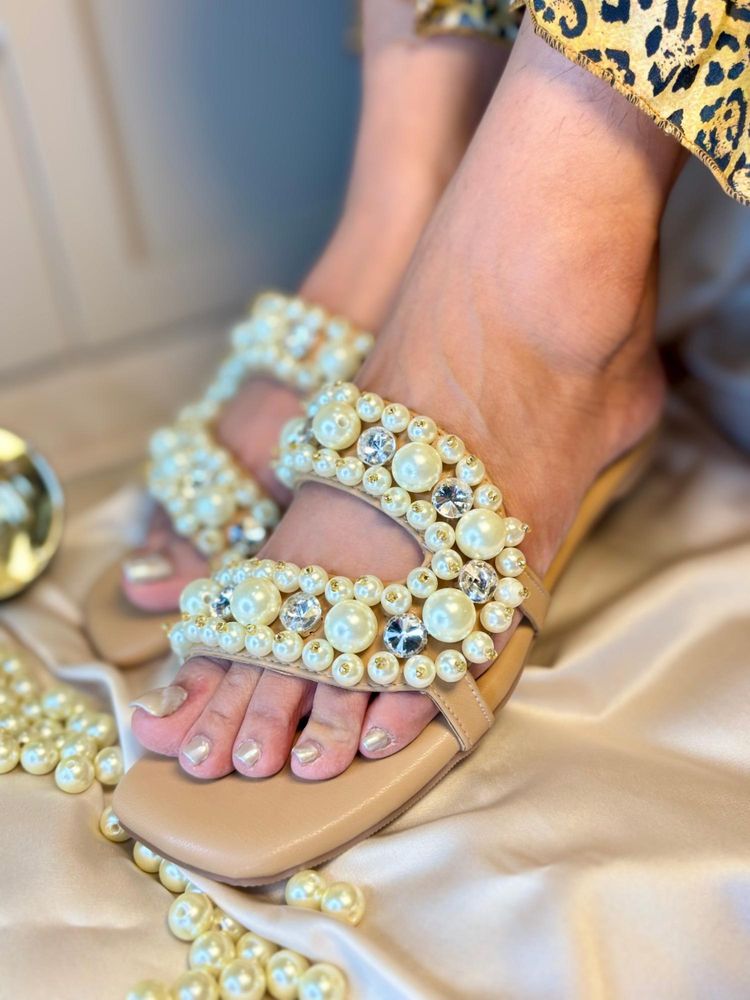 Sandal Stories Noor Pearl Diamond Flats-picture-26