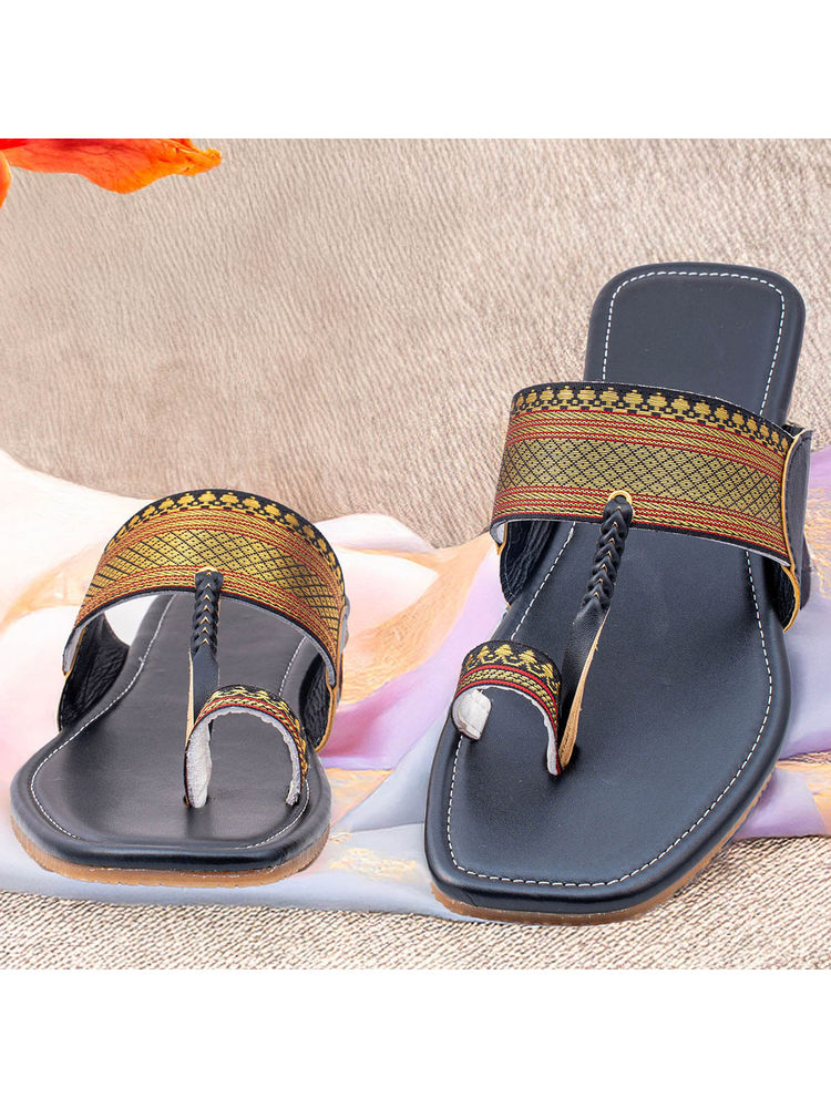Korakari Women Ebony Black Kolhapuri Chappal