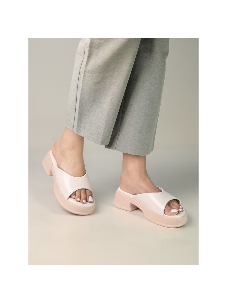 Monrow Millie Cream Block Heels-image-35