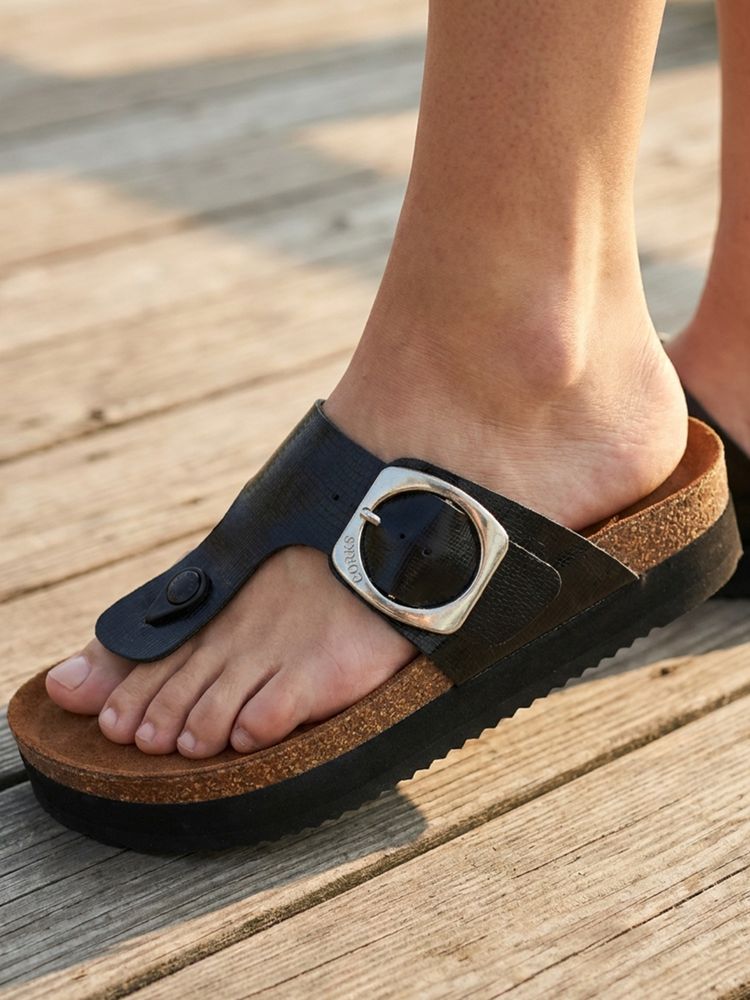 Carlton London Women's Adjustable Large Buckle Thong Black Sandals-picture-23