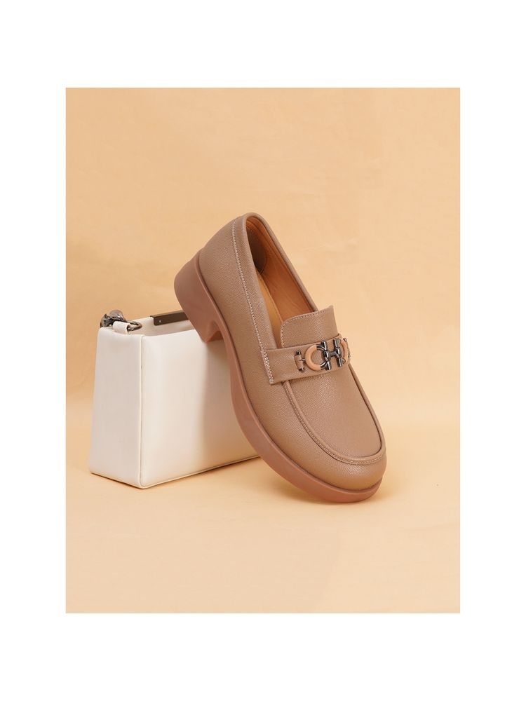 Sherrif Shoes Women Tan Textured Block Heel Loafers-image-0