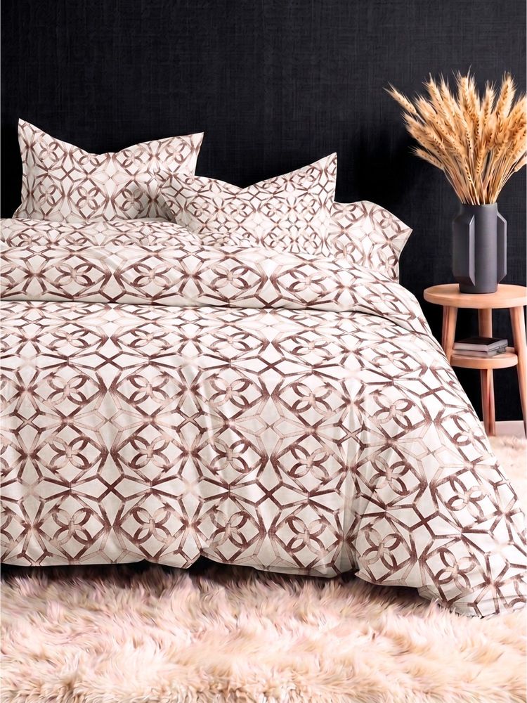 the White Moss Beige Brown Fretwork 210Tc Cotton Bedsheet with 2 Pillow Covers (King)-picture-26