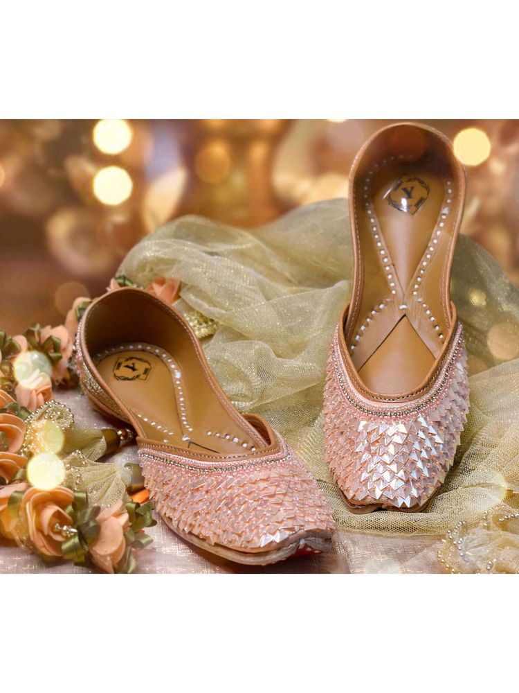 YASSIO Women Navya Embroidered Peach Juttis-image-15