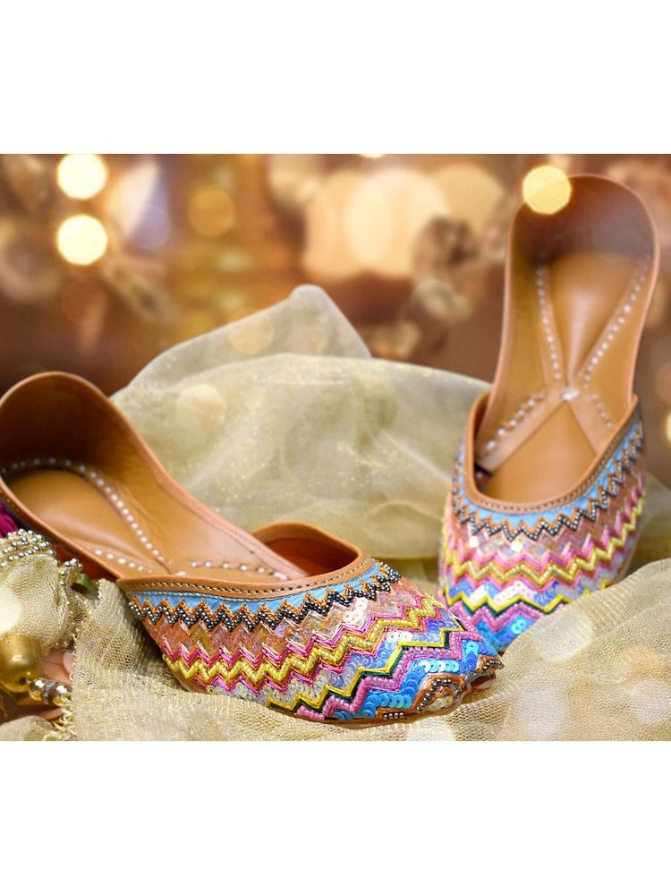 YASSIO Women Eleanor Embroidered Blue Juttis-image-21