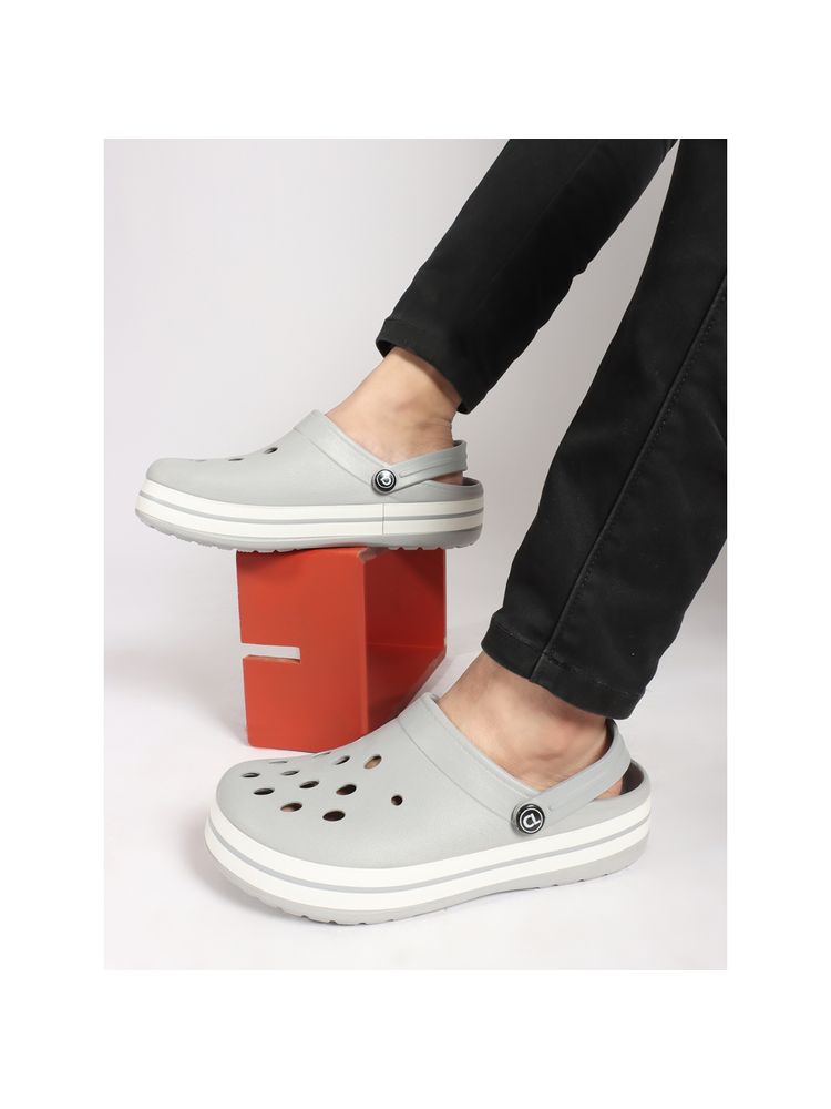 Carlton London Women Grey Round Toe Clogs-image-2