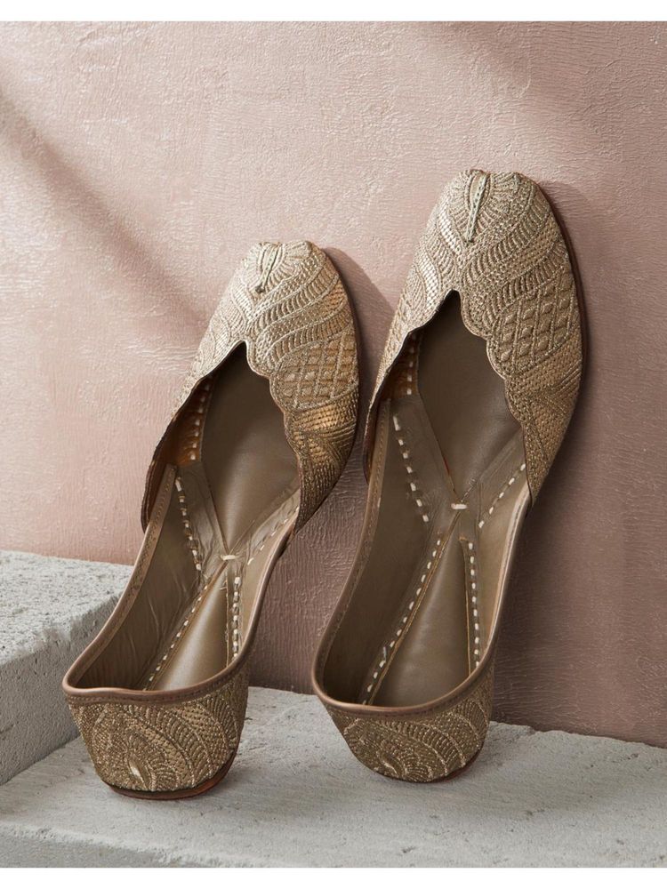 fabindia fashion Fabindia Women Golden Juttis-picture-31
