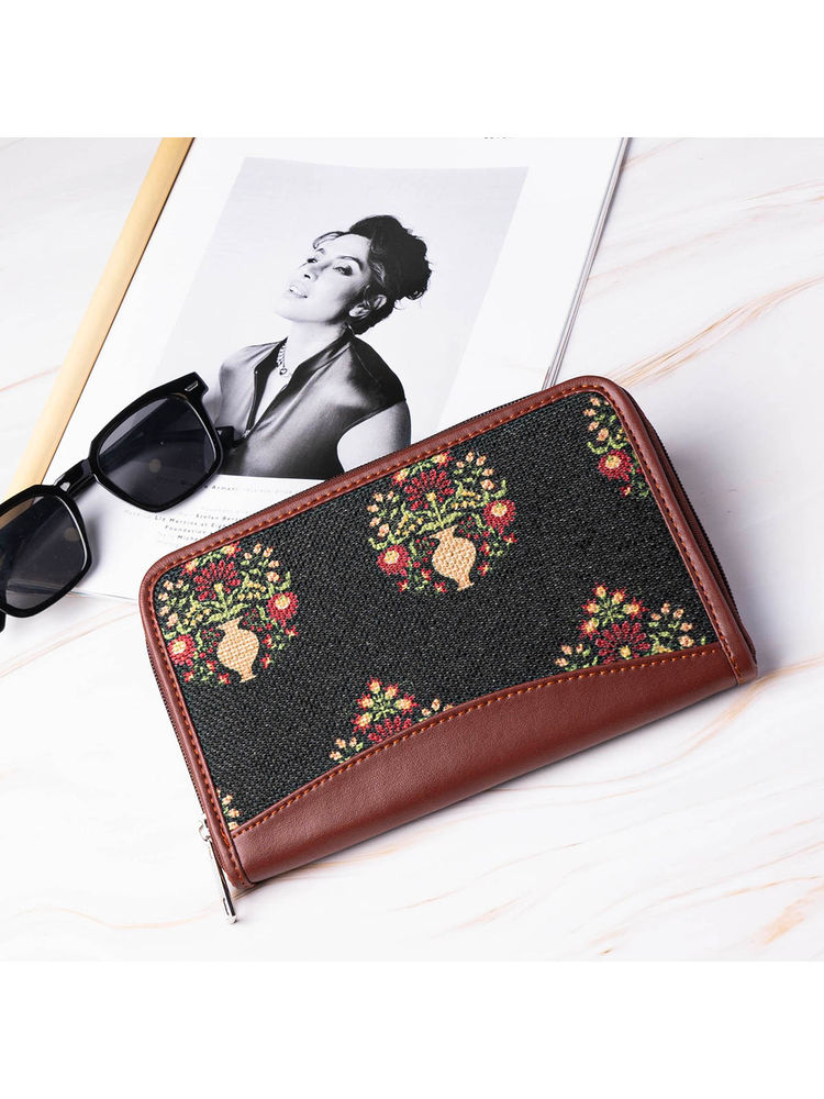 Zouk Royal Green Mogra Print Chain Wallet-image-4