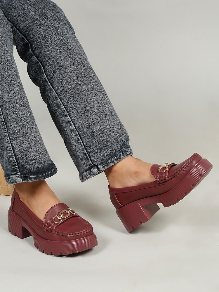 Flat n Heels Women Maroon Loafers-image-25