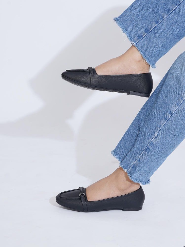 Sherrif Shoes Women Black Solid Casual Loafers-image-22