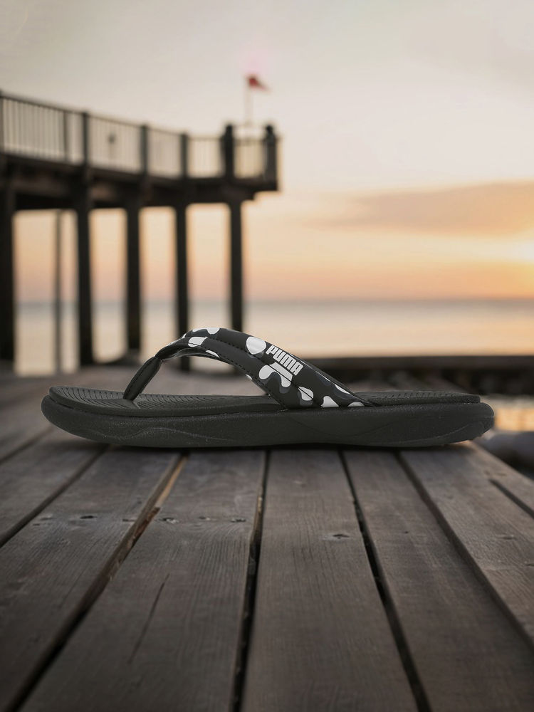 Puma Royalcat Softride Cara Women's Black Flipflops-image-18