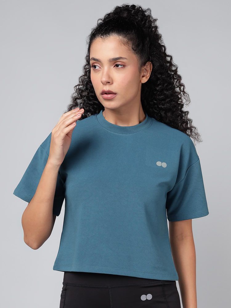 Clovia Active Breathable Gym and Sports Wear Crop T-shirt - Blue-image-13