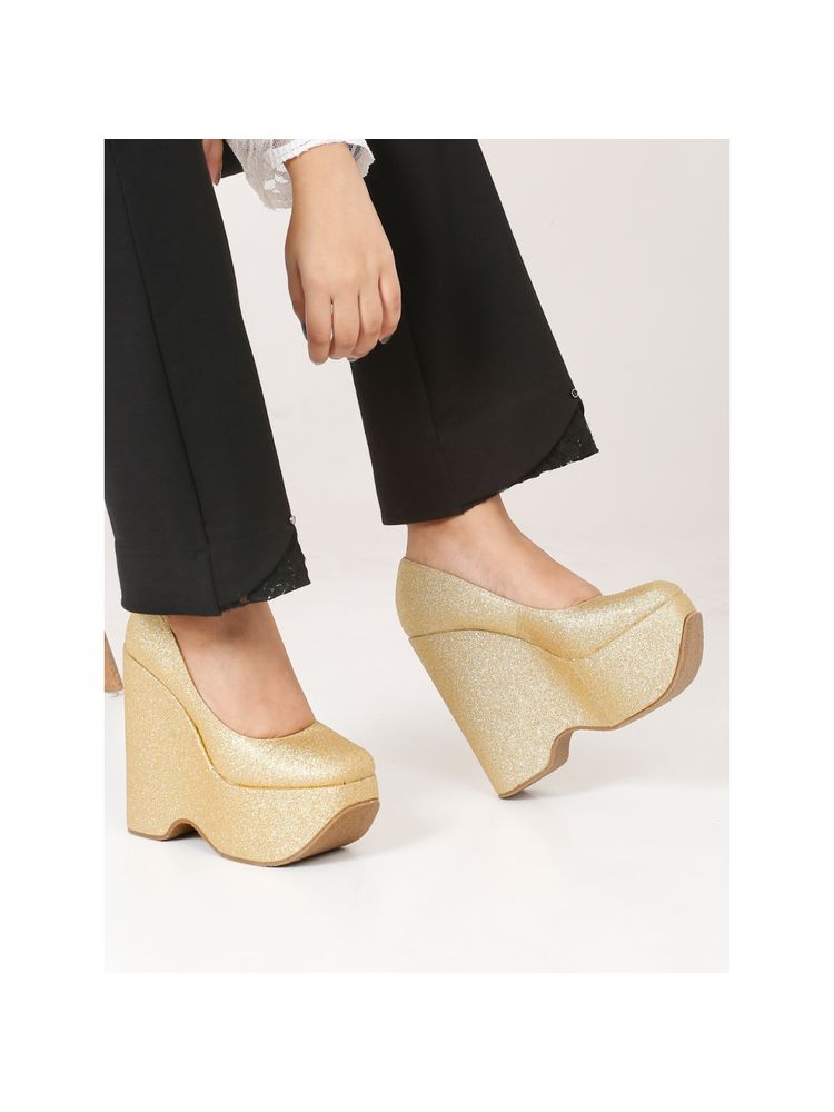 Flat n Heels Women Gold Wedges Pump Heels-picture-23