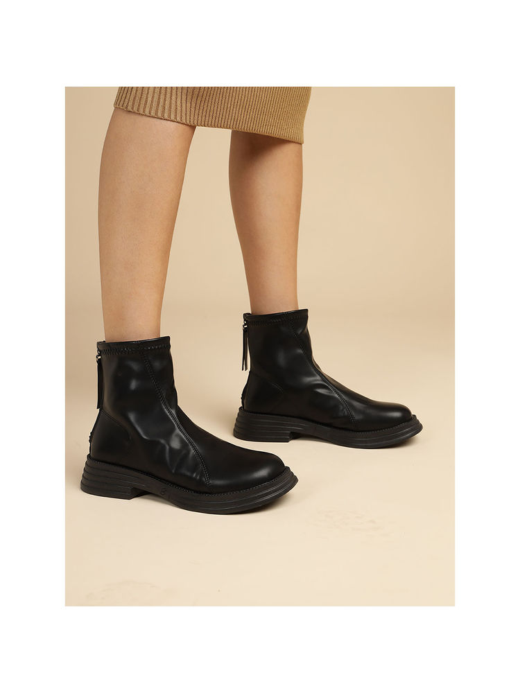 Truffle Collection Black Solid Boots-picture-23