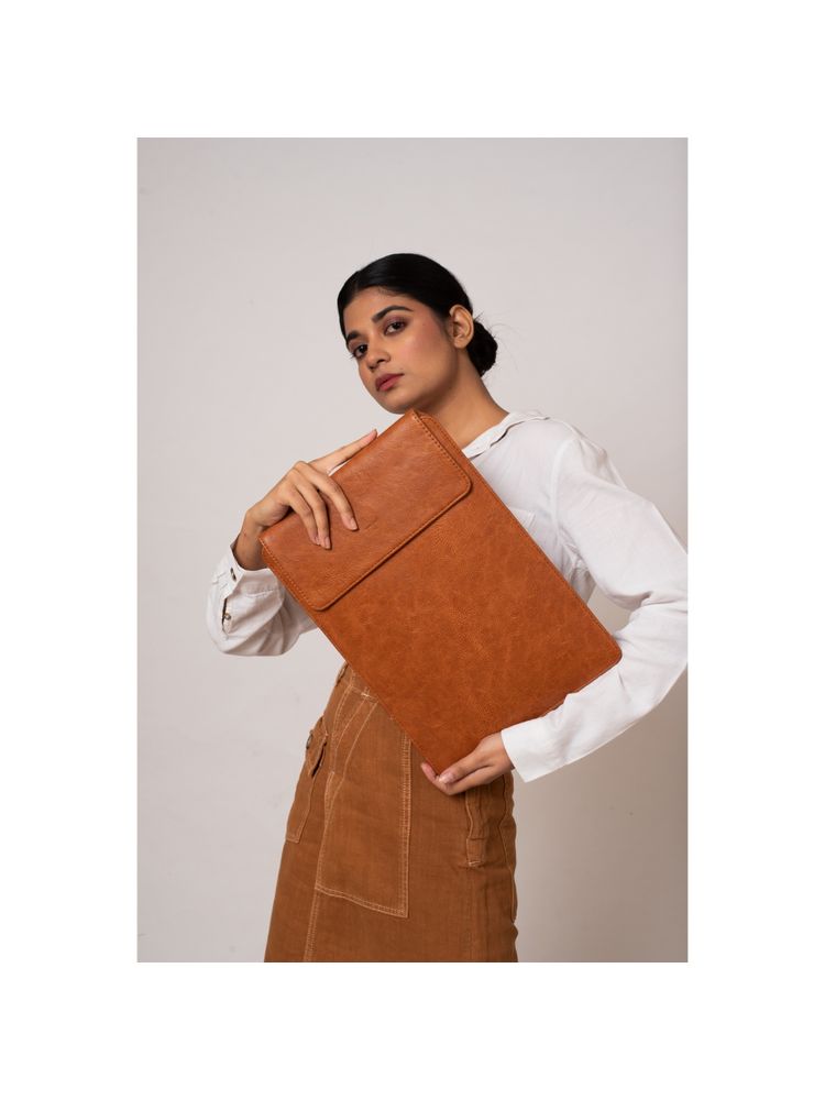Miri Tan Handcrafted Laptop Sleeve (13/14 )-image-47