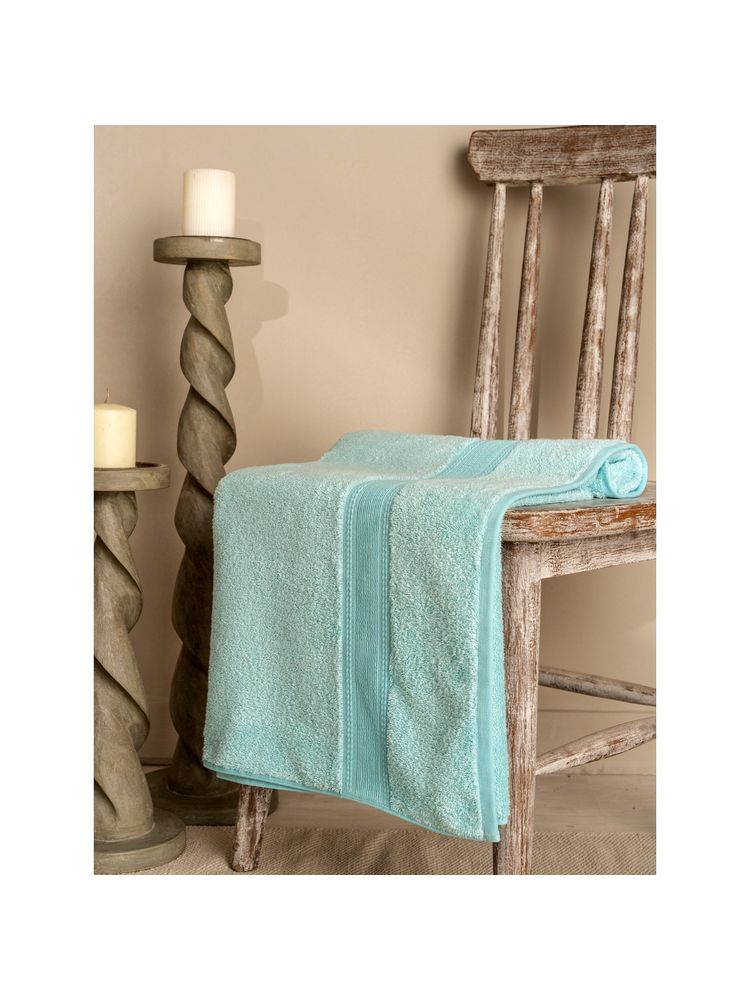 Ddecor Live Beautiful Aqua Cotton 650 GSM Bath Towel - Pack of 1