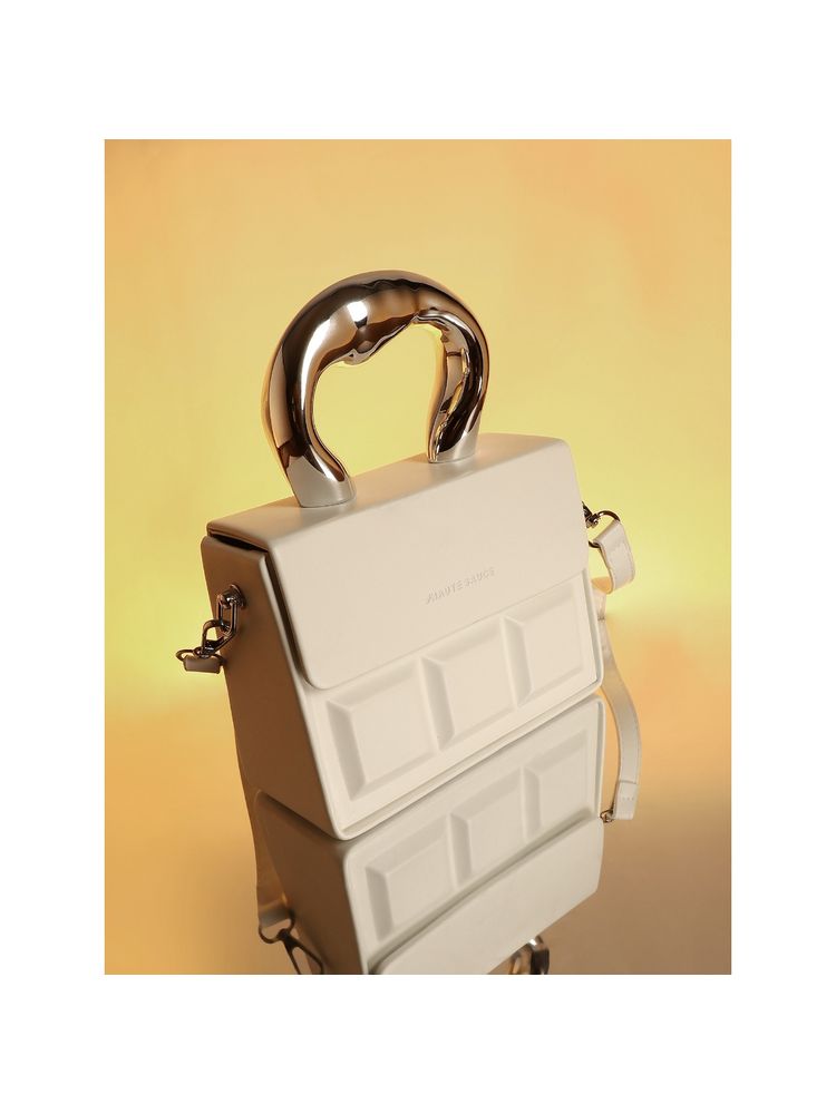 Haute Sauce White The Caldera Quilt Hand Bag with Detachable Strap-picture-12