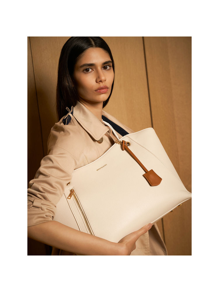 MIRAGGIO Dakota Ivory Shoulder Tote Bag