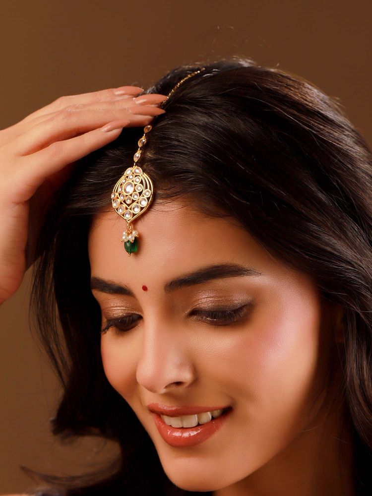 Voylla Green Brass Kundan Maang Tika-picture-15