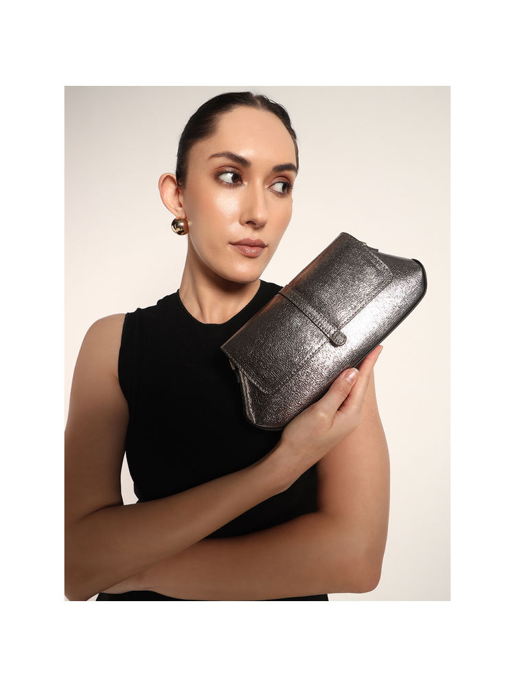 THE GUSTO Bella Silver Clutch with Detachable Sling (S) (Set Of 2)-picture-35
