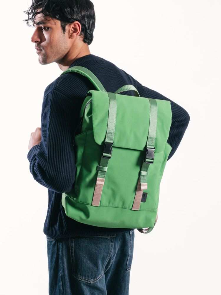DailyObjects Pivot Taiga Backpack - Seagrass (M)-image-2