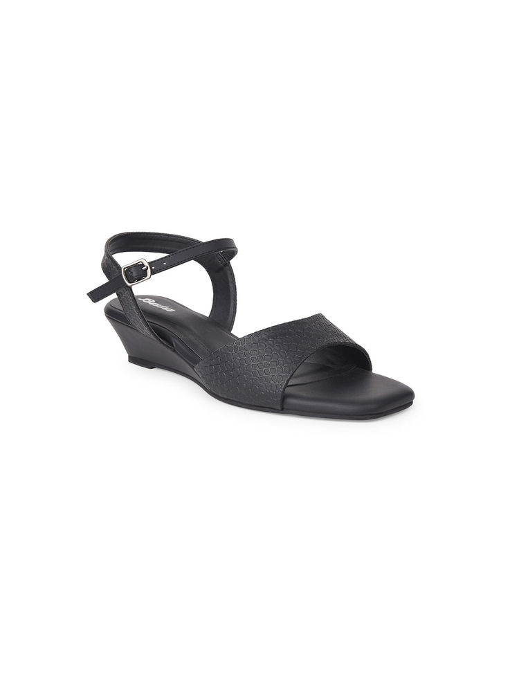 Bata Women Black Tpr Sandals-picture-24