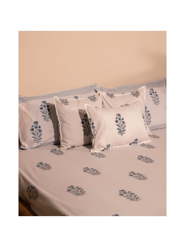 House of Ekam Viola Blue Bedsheet with Pillow Cover-image-1