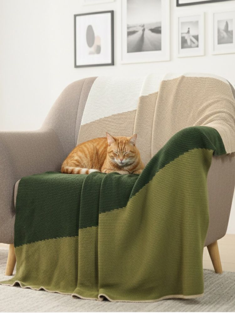 PLUCHI Cozy Kaleidoscope Green Cotton Knitted Throw-image-37