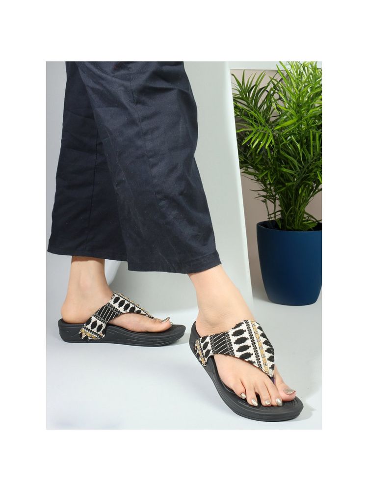 Carlton London Black Slip-On Women Flip flops-picture-28