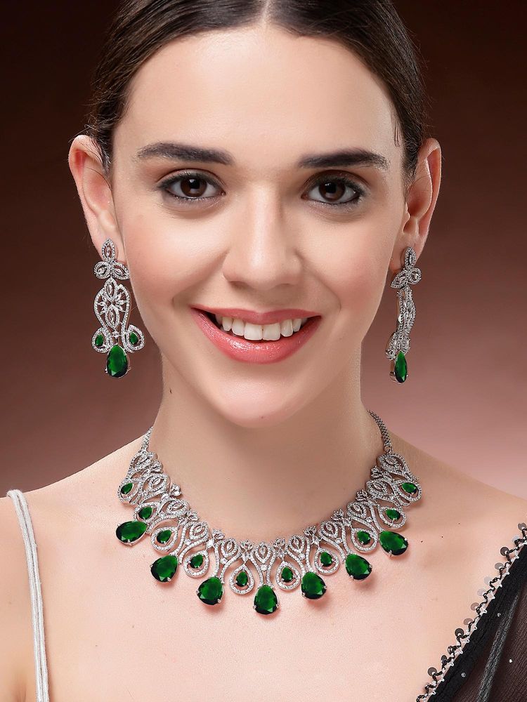 Karatcart Women Royal Design Green American Diamond Jewellery Set-picture-9