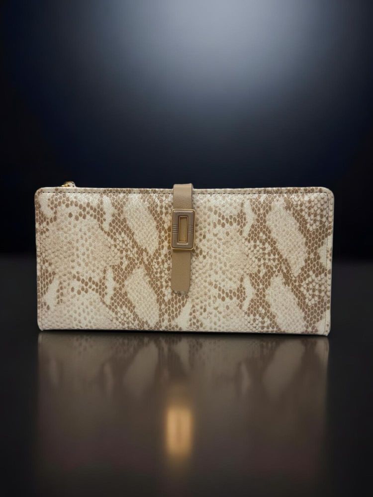 CrossKulture Women Cream Textured Wallet-picture-26