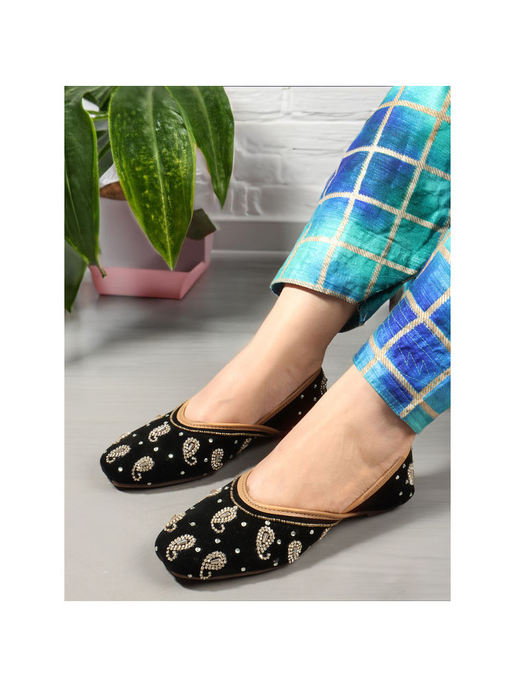 Iconics Black Slip On Square Toe Women Mojaris