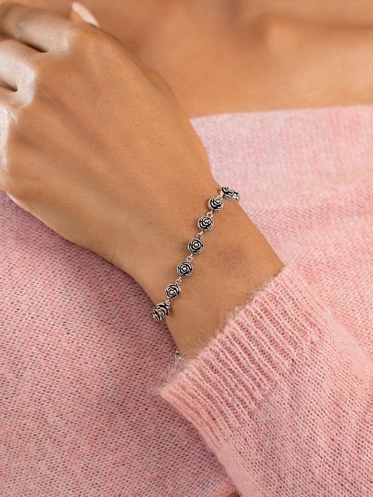 Shaya by CaratLane A New Bloom Rose In 925 Silver Adjustable Bracelet-image-49