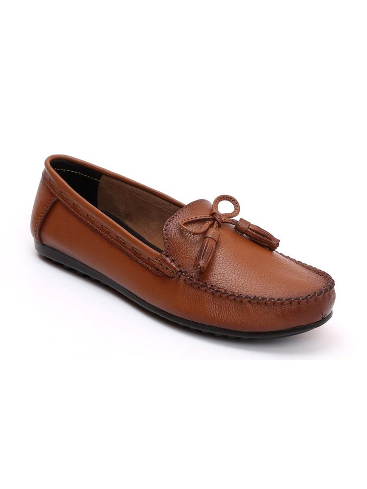 Zoom Shoes Womens Tan Genuine Leather Loafers