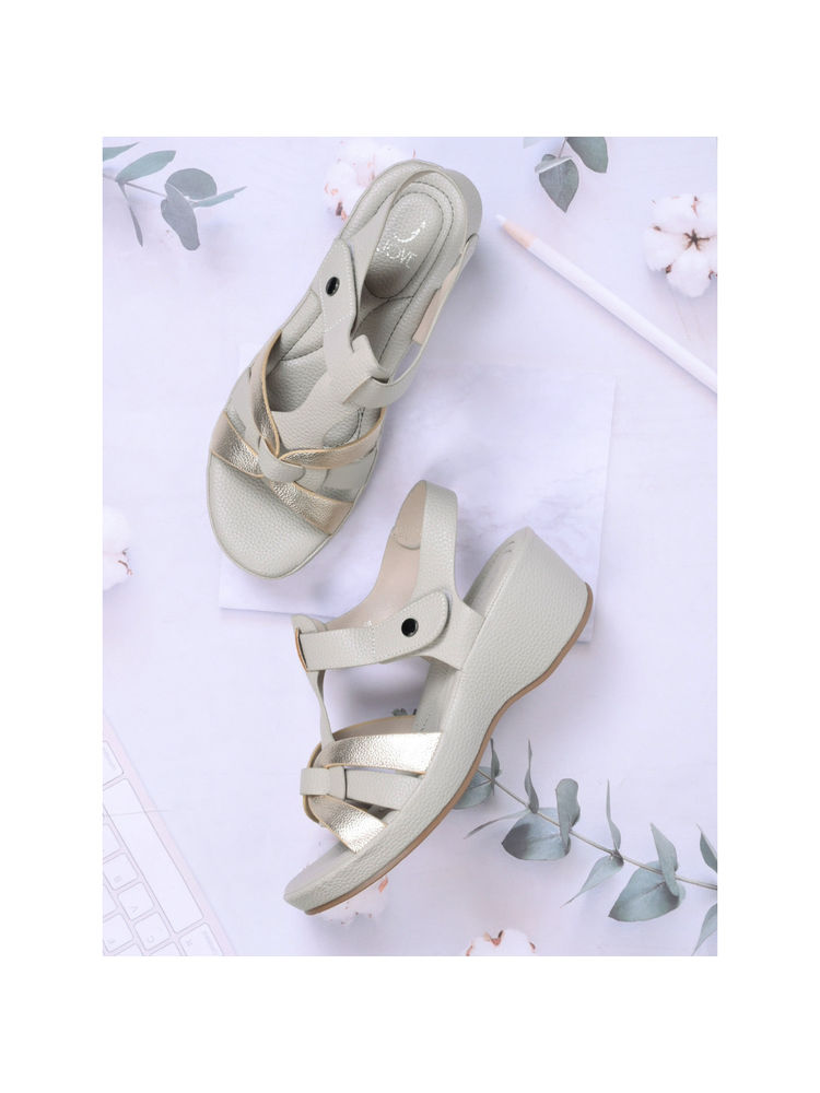 Jove Women Grey and Gold Colorblock Sandals-picture-13