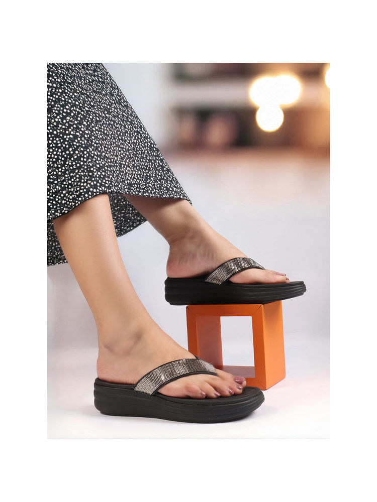 Carlton London Women Comfortable Embellished Stylish Glitter Detail Sandals Black-image-26