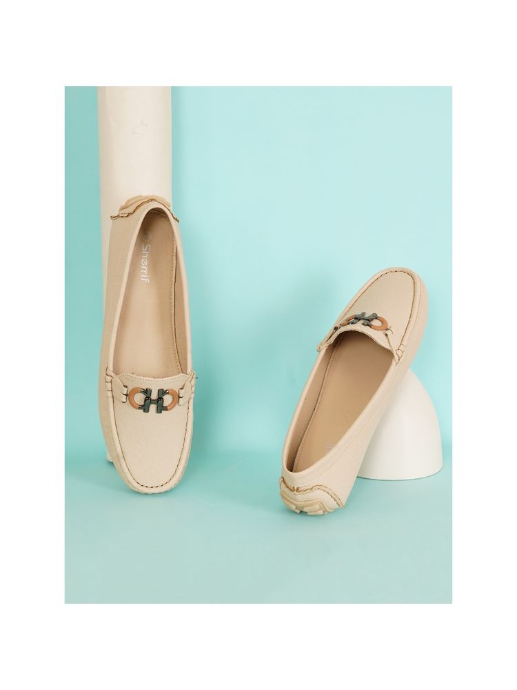 Sherrif Shoes Women Solid Cream Loafers with Dual Metal Bit Detail-picture-10