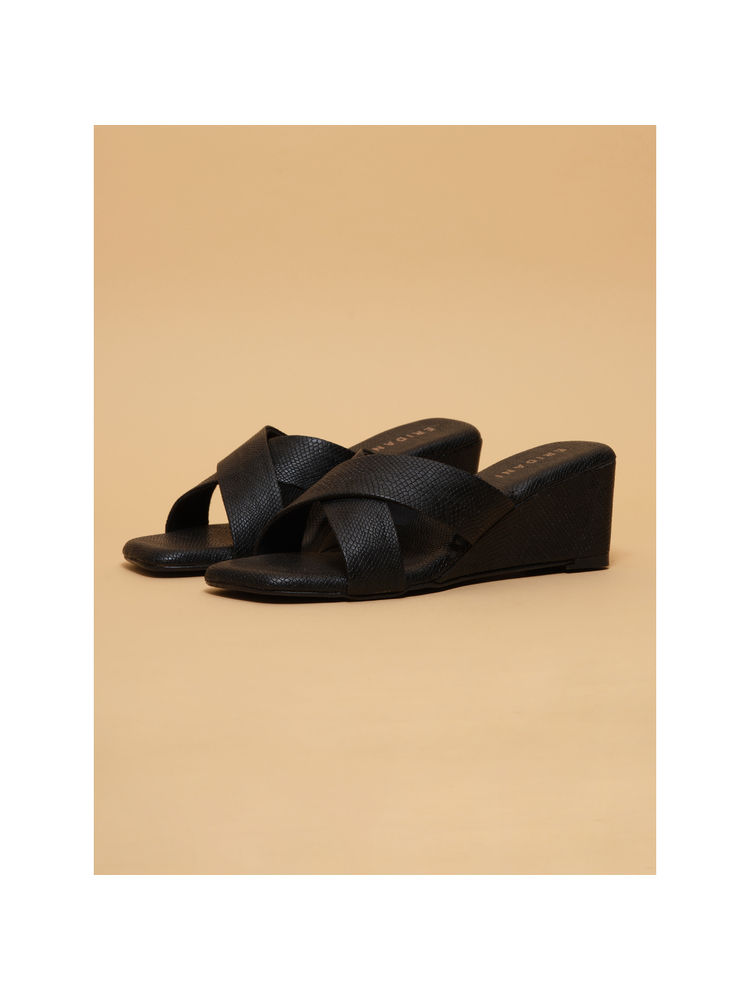 Eridani Joan Criss-Cross Textured Wedges Black-image-34