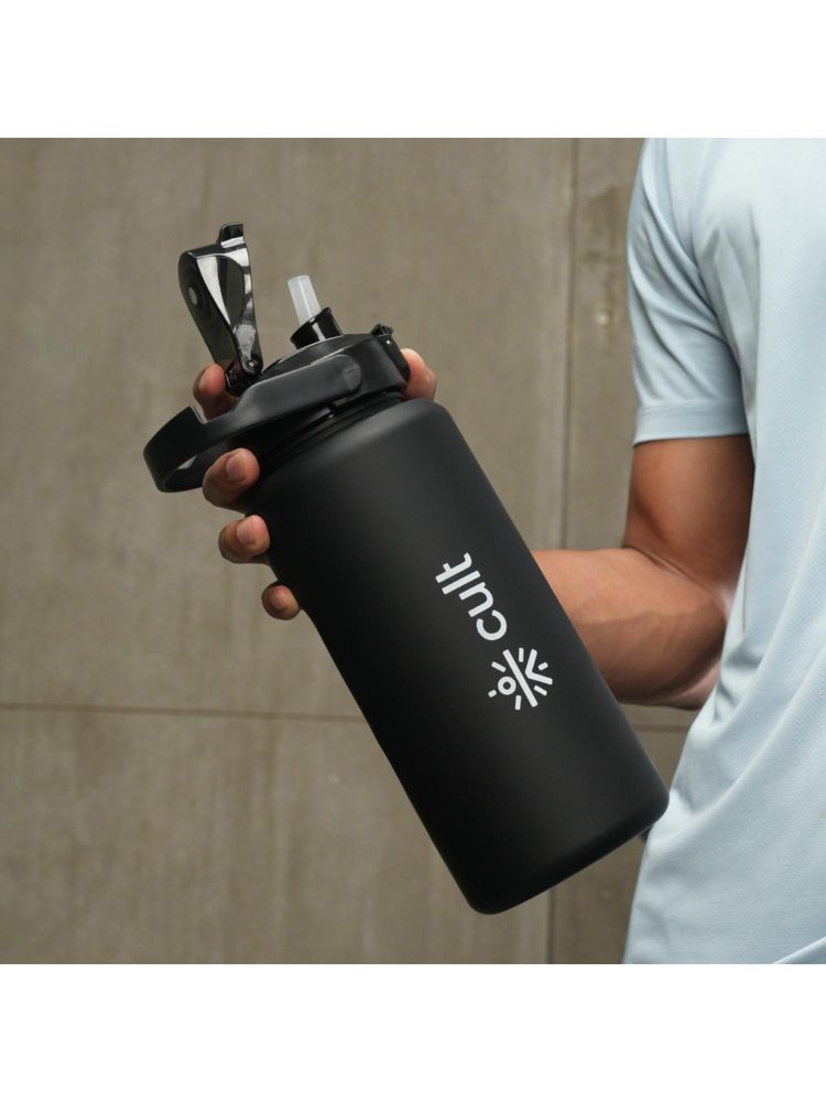 CULT Motivational Bottle 2L Unisex Time Mark Sipper With Straw Black